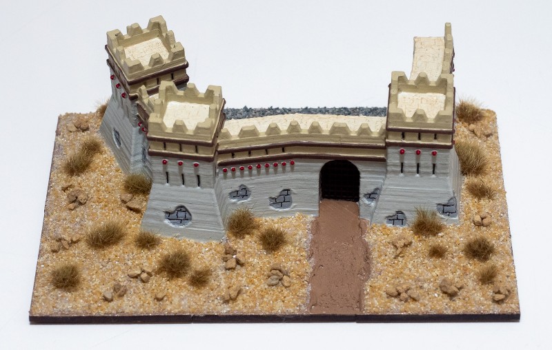 Early_Mycenaean_06.jpg (1.35 MiB) 3874 mal betrachtet Das Lager in Form eines mykenischen Festungsportals, mit dem eigenen 3-D-Drucker ausgedruckt.