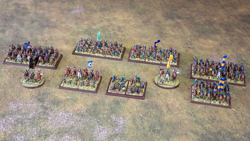 Die komplette Armee für Szenarien des Levels "Skirmish". Obere Reihe, von links nach rechts: Brandenburg-Preußische Reiter (Basengröße M), Brandenburg-Preußische Musketiere (Basengröße M), Brandenburg-Preußische Musketiere (Basengröße M), Söldnerreiter (Basengröße M). Untere Reihe, von links nach rechts: Obristleutnant (Stv. Regimentskommandeur), Brandenburg-Preußische Dragoner (Basengröße S), Brandenburg-Preußische Vier-Pfünder-Artillerie, Obrist (Regimentskommandeur), Söldnerreiter (Basengröße S).